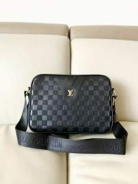 Picture of Louis Vuitton Mens Bags _SKUfw216209485fw